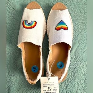 REEF rainbow canvas sandals